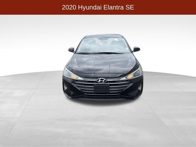 Photo of 2020 Phantom Black Hyundai ELANTRA