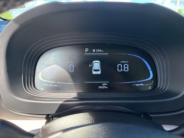 Photo of 2024 Onyx Black Hyundai VENUE