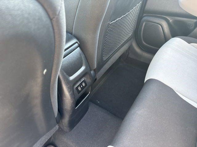 Photo of 2024 Onyx Black Hyundai VENUE