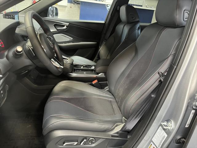 Photo of 2025 Solar Silver Metallic Acura RDX