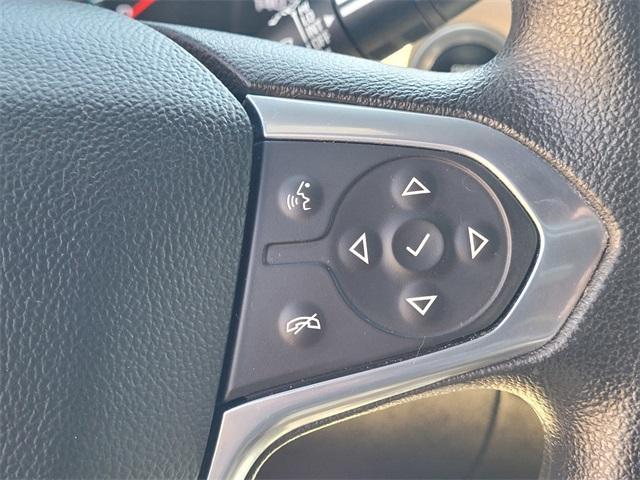 Photo of 2024 Summit White Chevrolet Traverse Limited
