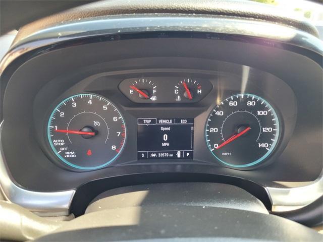 Photo of 2024 Summit White Chevrolet Traverse Limited
