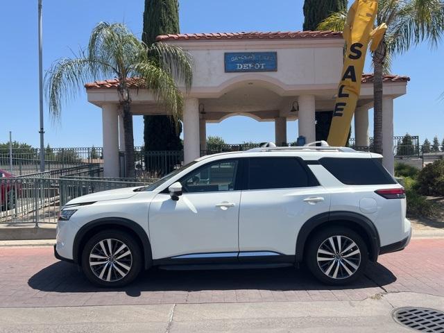2022 Nissan Pathfinder