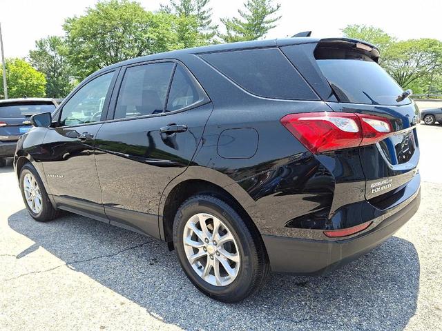 Photo of 2021 Mosaic Black Metallic Chevrolet Equinox