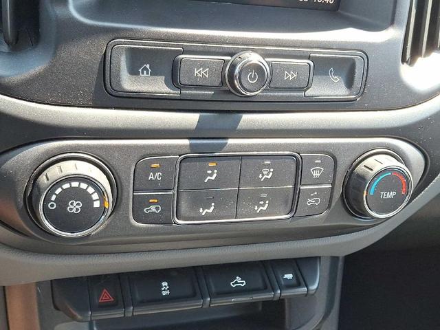 Photo of 2021 Black Chevrolet Colorado