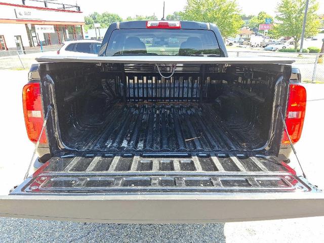 Photo of 2021 Black Chevrolet Colorado