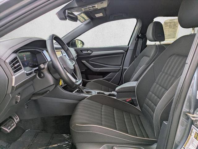 Photo of 2024 Deep Black Pearl Volkswagen Jetta