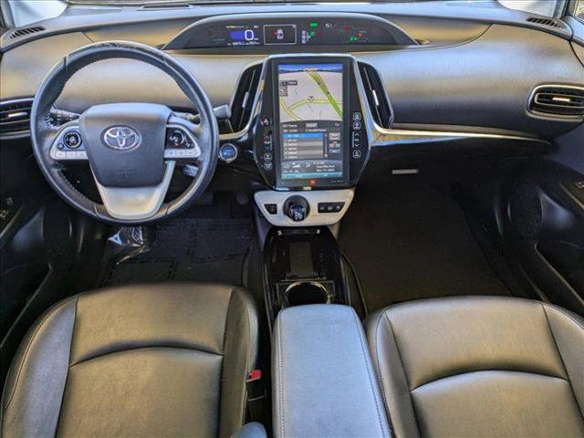 Photo of 2017 Classic Silver Metallic Toyota Prius Prime
