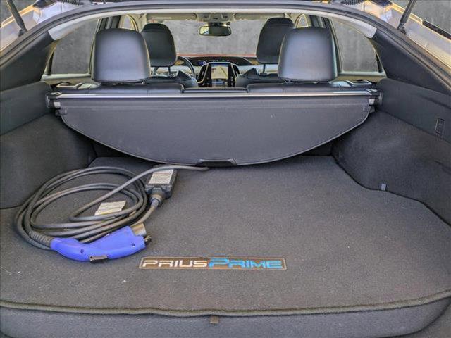 Photo of 2017 Classic Silver Metallic Toyota Prius Prime