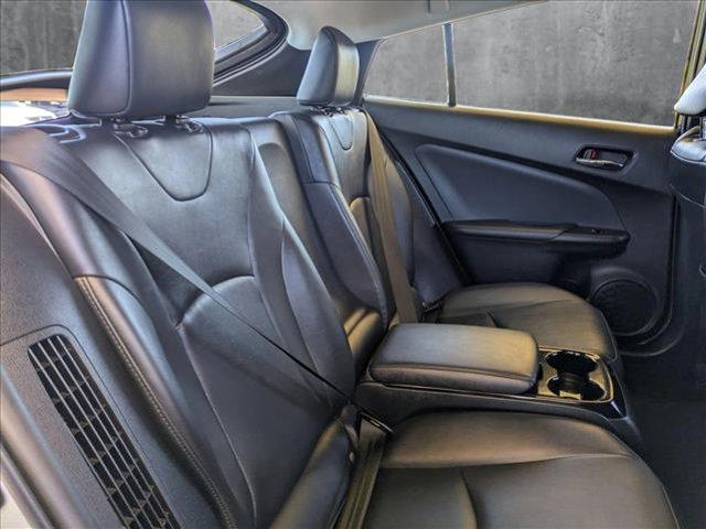 Photo of 2017 Classic Silver Metallic Toyota Prius Prime