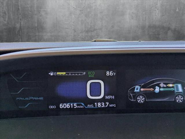 Photo of 2017 Classic Silver Metallic Toyota Prius Prime