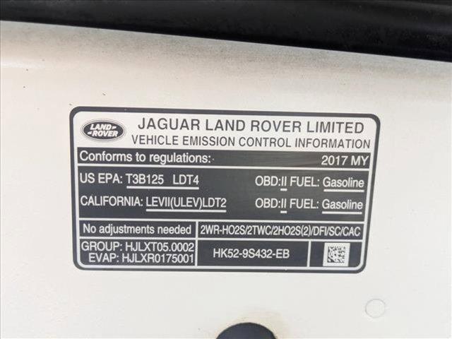 Photo of 2017 White Land Rover Range Rover