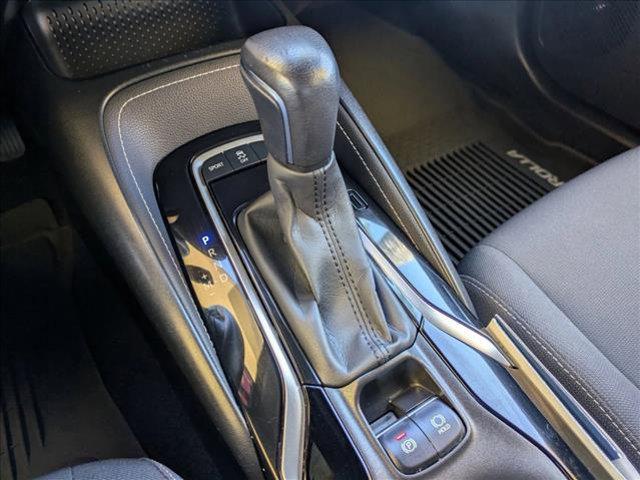 Photo of 2022 White Toyota Corolla