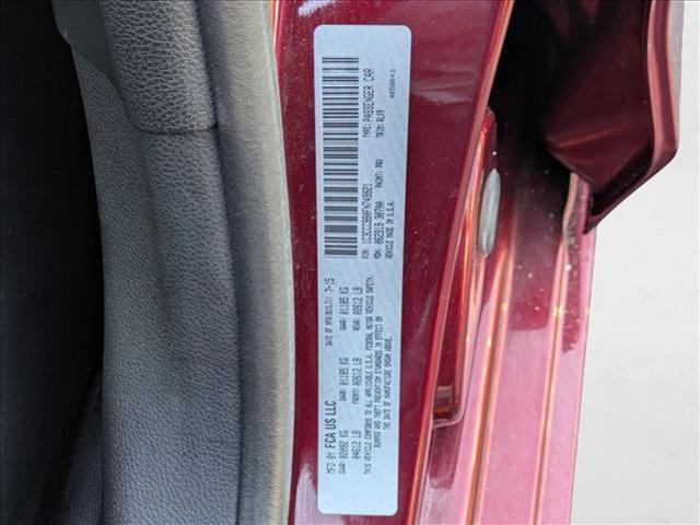 Photo of 2015 Velvet Red Pearlcoat Chrysler 200