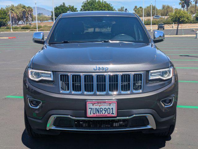 Photo of 2016 Granite Crystal Metallic Clearcoat Jeep Grand Cherokee