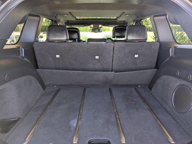 Photo of 2016 Granite Crystal Metallic Clearcoat Jeep Grand Cherokee