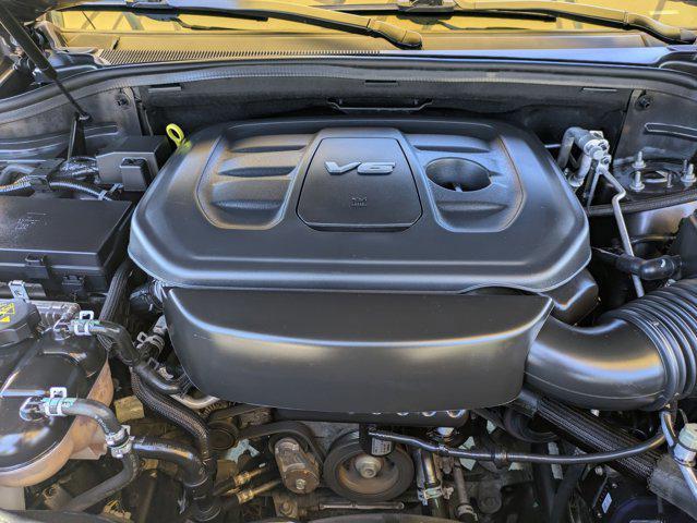 Photo of 2016 Granite Crystal Metallic Clearcoat Jeep Grand Cherokee
