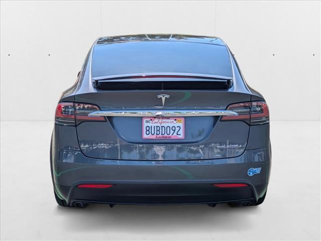 Photo of 2021 Silver/Gray Tesla Model X