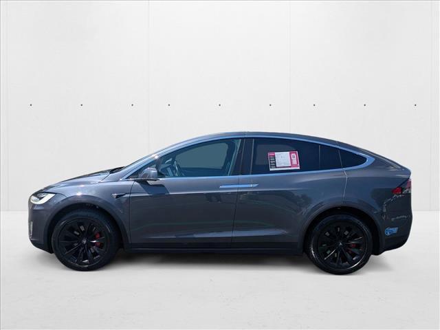 Photo of 2021 Silver/Gray Tesla Model X