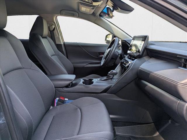 Photo of 2021 Coastal Gray Metallic Toyota Venza