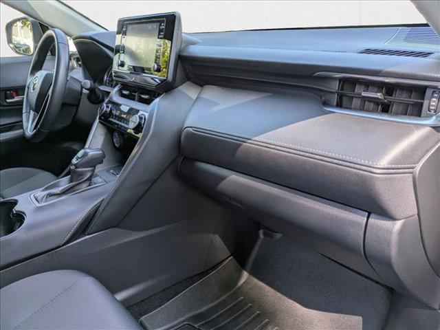 Photo of 2021 Coastal Gray Metallic Toyota Venza