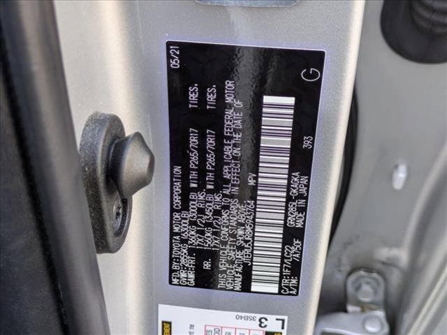 Photo of 2021 Classic Silver Metallic Toyota 4Runner