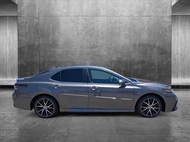 Photo of 2023 Predawn Gray Mica Toyota Camry