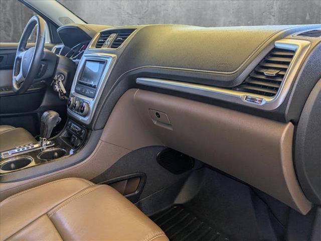 Photo of 2015 White Diamond Tricoat GMC Acadia
