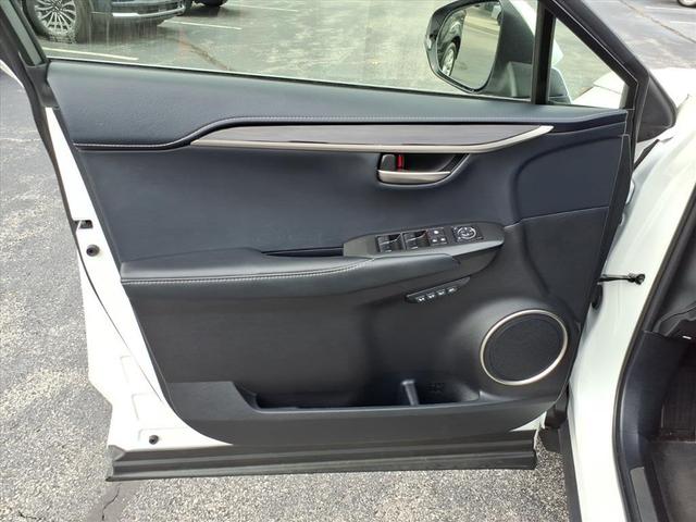 Photo of 2015 Eminent White Lexus NX 300h