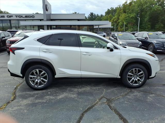 Photo of 2015 Eminent White Lexus NX 300h