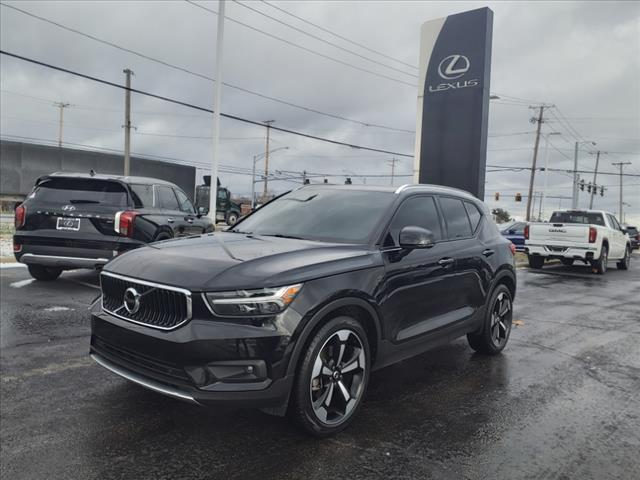 2021 Volvo XC40