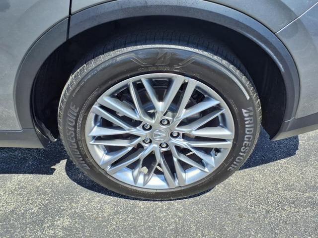 Photo of 2023 Liquid Carbon Metallic Acura MDX