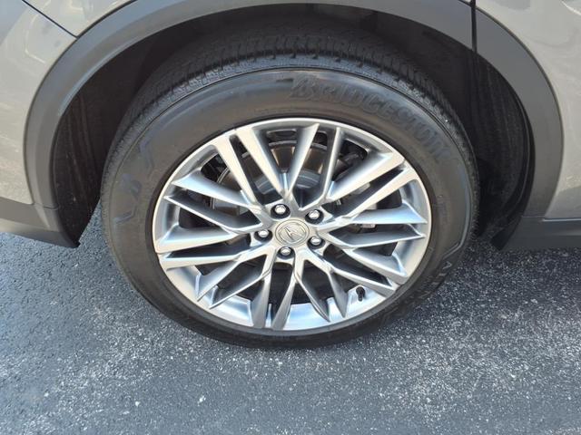 Photo of 2023 Liquid Carbon Metallic Acura MDX