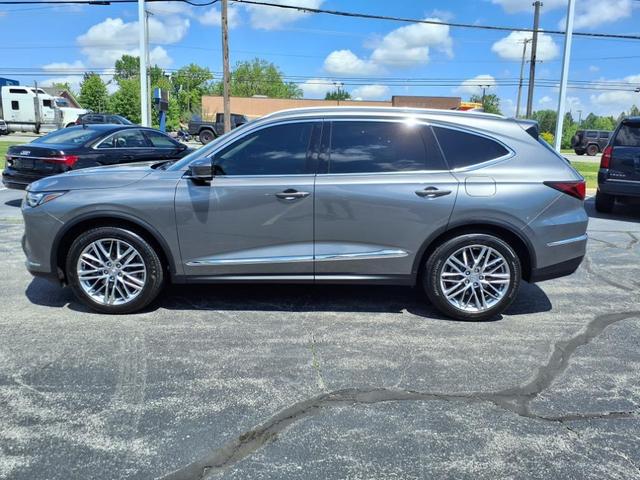 Photo of 2023 Liquid Carbon Metallic Acura MDX