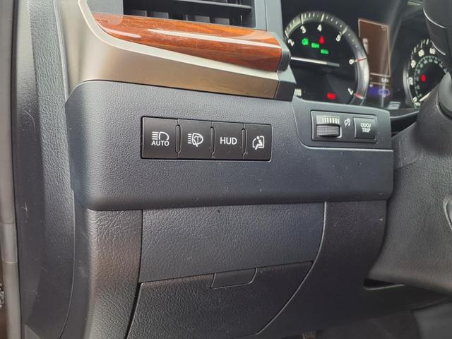 Photo of 2021 Black Onyx Lexus LX 570