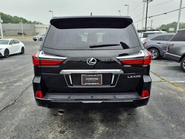 Photo of 2021 Black Onyx Lexus LX 570