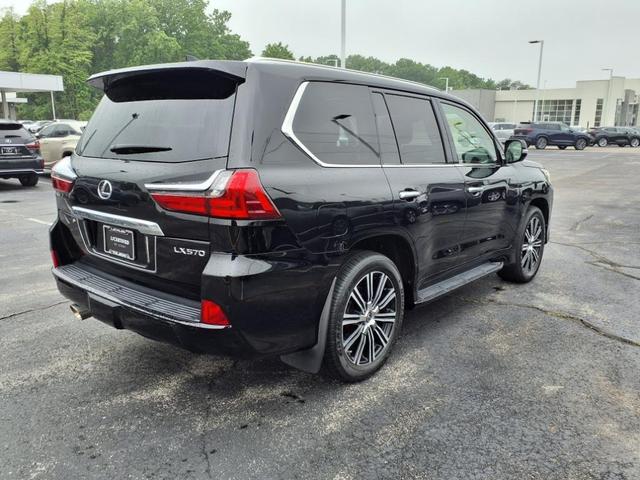 Photo of 2021 Black Onyx Lexus LX 570