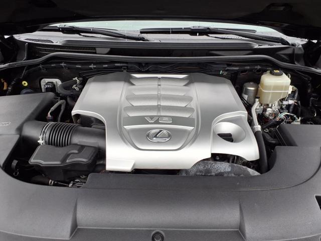 Photo of 2021 Black Onyx Lexus LX 570