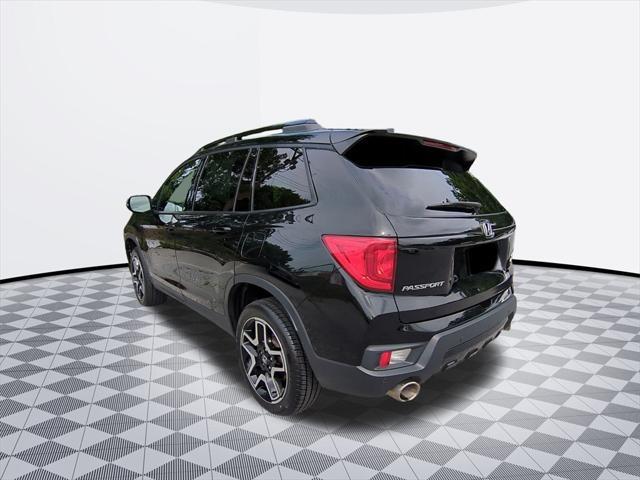 Photo of 2023 Crystal Black Pearl Honda Passport