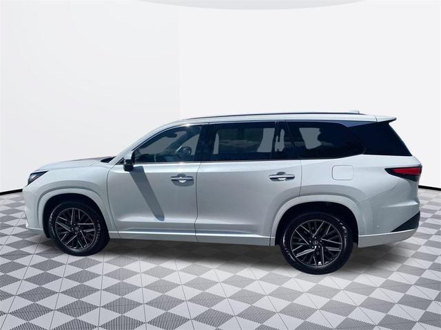 Photo of 2025 Wind Chill Pearl Lexus TX 350