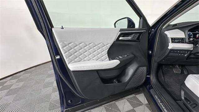 Photo of 2025 Cosmic Blue Metallic Mitsubishi Outlander PHEV