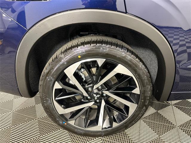Photo of 2025 Cosmic Blue Metallic Mitsubishi Outlander PHEV