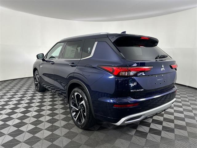 Photo of 2025 Cosmic Blue Metallic Mitsubishi Outlander PHEV