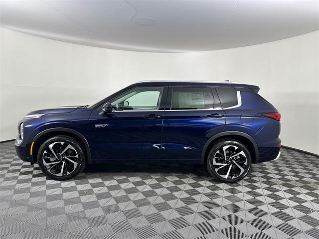 Photo of 2025 Cosmic Blue Metallic Mitsubishi Outlander PHEV