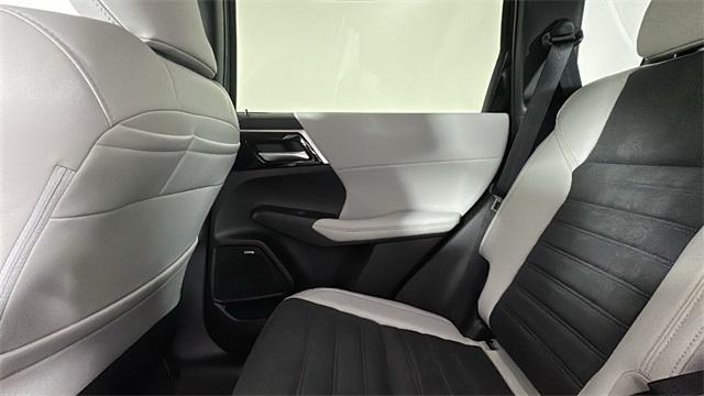 Photo of 2025 Black Diamond Mitsubishi Outlander