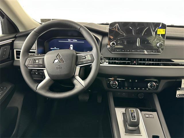 Photo of 2025 Labrador Black Pearl Mitsubishi Outlander PHEV