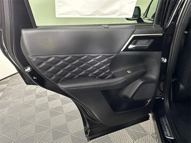 Photo of 2025 Labrador Black Pearl Mitsubishi Outlander PHEV