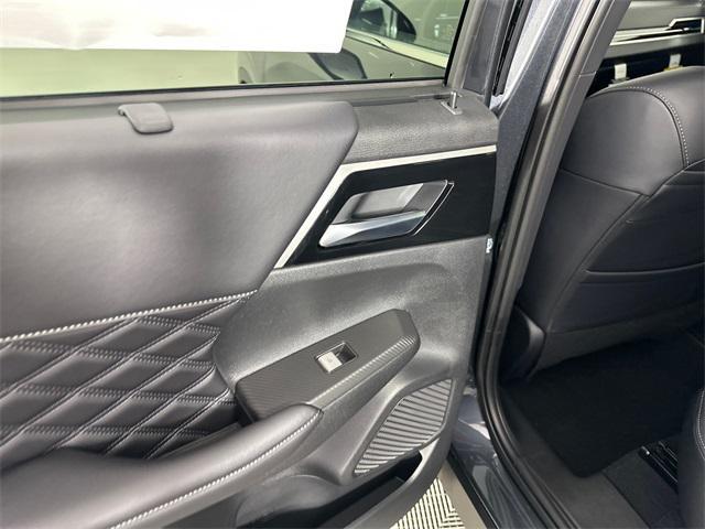 Photo of 2025 Graphite Gray Mitsubishi Outlander PHEV