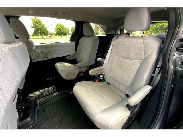 Photo of 2025 Magnetic Gray Metallic Toyota Sienna