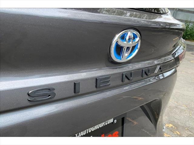 Photo of 2025 Magnetic Gray Metallic Toyota Sienna